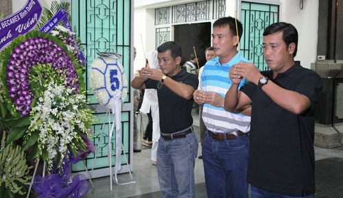 Phạm Huỳnh Tam Lang, cựu danh thủ Phạm Huỳnh Tam Lang, Phạm Huỳnh Tam Lang qua đời, HLV Phạm Huỳnh Tam Lang, Cảng sài Gòn, CLB bóng đá TP.HCM, lễ viếng Phạm Huỳnh Tam Lang, bạn bè tiếc thương Phạm Huỳnh Tam Lang