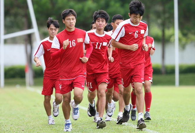 U19 Việt Nam,  Guillaume Graechen, hoang anh gia lai, ĐT U19 Việt Nam, Nguyễn Tuấn Anh, VCK U19 châu Á 2014, u19 việt nam, u19 viet nam, U19 Đông Nam Á 2014, Nhật Bản, Dương Vũ Lâm, U19 Nhật Bản, Công Phượng, Văn Toàn
