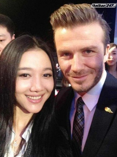 Hậu trường - Beckham 'hớn hở' giữa dàn chân dài ở Bắc Kinh (Hình 6).