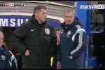 VIDEO: Mourinho phớt lờ bàn thắng của Ivanovic chỉ vì đang mải ...cãi nhau