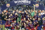 VIDEO: Các cầu thủ Barca ăn mừng khi giành Siêu cúp châu Âu 2015 VIDEO: Các cầu thủ Barca ăn mừng khi giành Siêu cúp châu Âu 2015