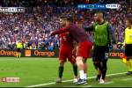 VIDEO: Ronaldo động viên đồng đội thi đấu trở lại sau chấn thương VIDEO: Ronaldo động viên đồng đội thi đấu trở lại sau chấn thương