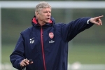 Arsenal chiêu mộ gấp trung vệ thay Mertesacker Arsenal chiêu mộ gấp trung vệ thay Mertesacker