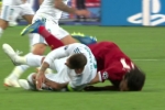 Cận cảnh: Ramos khóa tay như MMA khiến Salah bị thương nặng Cận cảnh: Ramos khóa tay như MMA khiến Salah bị thương nặng