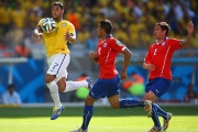 Video World Cup 2014: Tình huống Howard Webb từ chối bàn thắng của Hulk gây tranh cãi