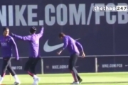 VIDEO: Dani Alves làm thầy dạy nhảy cho Neymar và Adriano ngay trên sân tâp VIDEO: Dani Alves làm thầy dạy nhảy cho Neymar và Adriano ngay trên sân tâp