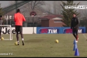 VIDEO: Paul Pogba thua ông thầy Allegri trong cuộc thi sút gôn tôm VIDEO: Paul Pogba thua ông thầy Allegri trong cuộc thi sút gôn tôm
