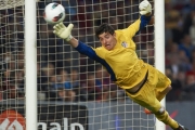 VIDEO: Thibaut Courtois - người thay thế hoàn hảo Petr Cech tại Chelsea VIDEO: Thibaut Courtois - người thay thế hoàn hảo Petr Cech tại Chelsea