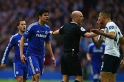 VIDEO: Diego Costa liên tục giở ''thói côn đồ'' trong trận gặp Tottenham VIDEO: Diego Costa liên tục giở ''thói côn đồ'' trong trận gặp Tottenham