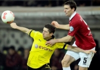 Dortmund mất 4 hảo thủ trong trận gặp Hannover 96 Dortmund mất 4 hảo thủ trong trận gặp Hannover 96