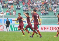 Video bàn thắng: U19 Tottenham 1–2 U19 Roma (Cup tứ hùng) Video bàn thắng: U19 Tottenham 1–2 U19 Roma (Cup tứ hùng)
