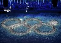 Ngỡ ngàng nước Nga: Tái hiện sự cố 5 vòng tròn Olympic ở lễ bế mạc Ngỡ ngàng nước Nga: Tái hiện sự cố 5 vòng tròn Olympic ở lễ bế mạc