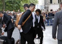 Cristiano Ronaldo dẫn đầu Real đại náo Lisbon Cristiano Ronaldo dẫn đầu Real đại náo Lisbon