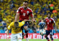 Zuniga vẫn bị dọa giết dù World Cup 2014 đã kết thúc Zuniga vẫn bị dọa giết dù World Cup 2014 đã kết thúc