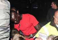 Mario Balotelli khổ sở vì fan Liverpool Mario Balotelli khổ sở vì fan Liverpool