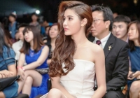 Mê mệt với vẻ đẹp của nữ chủ tịch CLB bóng đá Sichuan Lidashi Mê mệt với vẻ đẹp của nữ chủ tịch CLB bóng đá Sichuan Lidashi