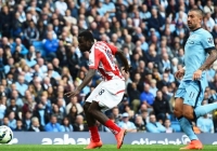 Man City 0-1 Stoke: Cựu cầu thủ MU solo ấn tượng Man City 0-1 Stoke: Cựu cầu thủ MU solo ấn tượng