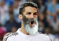 Sốc với bộ râu mới của Ronaldo và Messi Sốc với bộ râu mới của Ronaldo và Messi
