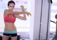 VIDEO: Người đẹp tập thể thao hay là khoe vòng 1? VIDEO: Người đẹp tập thể thao hay là khoe vòng 1?