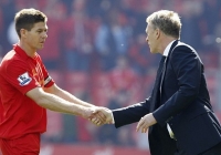 HLV David Moyes muốn chiêu mộ Steven Gerrard HLV David Moyes muốn chiêu mộ Steven Gerrard