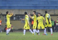 Video clip bàn thắng: Hà Nội T&T 1-1 ĐTLA - Tuyển thủ U19 tỏa sáng Video clip bàn thắng: Hà Nội T&T 1-1 ĐTLA - Tuyển thủ U19 tỏa sáng
