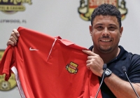 Ro ‘béo’ chính thức gia nhập CLB Fort Lauderdale Strikers Ro ‘béo’ chính thức gia nhập CLB Fort Lauderdale Strikers