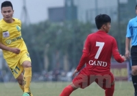 Vòng loại U19 QG 2015: Quảng Hải không cứu được HN.T&T khỏi thất bại Vòng loại U19 QG 2015: Quảng Hải không cứu được HN.T&T khỏi thất bại