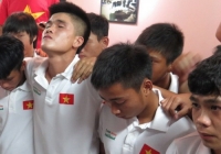 Xuân Hưng khó có cơ hội đối đầu Công Phượng ở vòng 3 V-League Xuân Hưng khó có cơ hội đối đầu Công Phượng ở vòng 3 V-League
