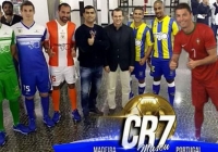Cris Ronaldo tài trợ áo đấu cho đội bóng quê nhà Cris Ronaldo tài trợ áo đấu cho đội bóng quê nhà