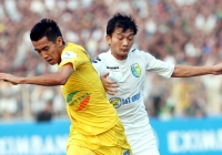 TRỰC TIẾP Thanh Hóa 0-0 Hà Nội T&T: Thế trận cân bằng TRỰC TIẾP Thanh Hóa 0-0 Hà Nội T&T: Thế trận cân bằng
