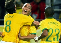 Kaka hết lời khen ngợi Ronaldo 'béo' Kaka hết lời khen ngợi Ronaldo 'béo'