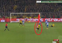 VIDEO: Siêu phẩm từ khoảng cách 25m đưa Dortmund vào bán kết Cup quốc gia Đức VIDEO: Siêu phẩm từ khoảng cách 25m đưa Dortmund vào bán kết Cup quốc gia Đức