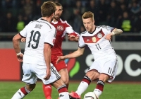 Joachim Low bảo vệ Marco Reus sau màn tái xuất nghèo nàn Joachim Low bảo vệ Marco Reus sau màn tái xuất nghèo nàn