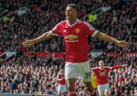 MU giành trọn ba điểm trước Aston Villa MU giành trọn ba điểm trước Aston Villa