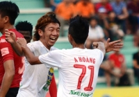 Sau vòng 21 V-League: Gia Lai trỗi dậy, tốp đầu sinh biến Sau vòng 21 V-League: Gia Lai trỗi dậy, tốp đầu sinh biến