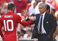Bất ngờ: Mourinho tính ‘phế’ Rooney, thay bằng Bale Bất ngờ: Mourinho tính ‘phế’ Rooney, thay bằng Bale