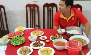 Tiêu chuẩn bữa ăn của các VĐV trước SEA Games 29 Tiêu chuẩn bữa ăn của các VĐV trước SEA Games 29