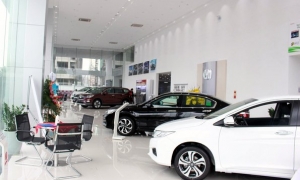 Ô tô giảm giá tận đáy, sang 2018 sẽ còn xuống tận đâu ? Ô tô giảm giá tận đáy, sang 2018 sẽ còn xuống tận đâu ?