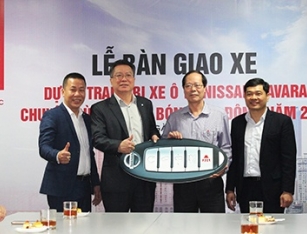 Nissan Việt Nam bàn giao Lô xe Nissan Navara cho các Trung tâm Phát hành Phim và chiếu bóng toàn quốc