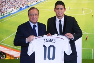 VIDEO: James Rodriguez ra mắt hoành tráng trước 40 ngàn CĐV Real Madrid VIDEO: James Rodriguez ra mắt hoành tráng trước 40 ngàn CĐV Real Madrid