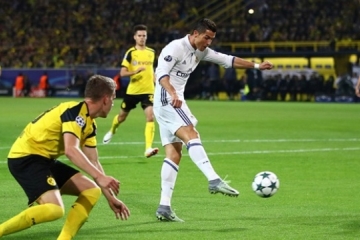Video bàn thắng: Dortmund 2–2 Real Madrid (Bảng F - Champions League) Video bàn thắng: Dortmund 2–2 Real Madrid (Bảng F - Champions League)