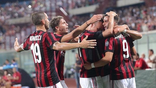 Highlights: AC Milan 6-0 Shkendija (Playoff Europa League) Highlights: AC Milan 6-0 Shkendija (Playoff Europa League)