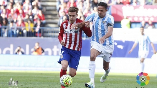 Highlights: Atletico 1-0 Malaga (La Liga) Highlights: Atletico 1-0 Malaga (La Liga)