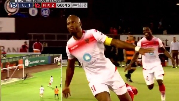 VIDEO: Drogba sút phạt thành bàn từ 40m ở tuổi 40 VIDEO: Drogba sút phạt thành bàn từ 40m ở tuổi 40