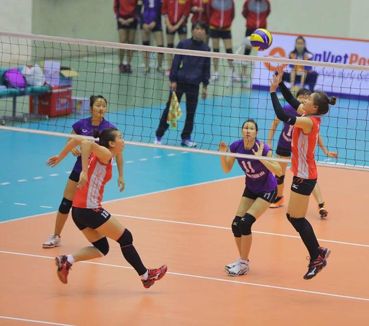 Linh Chi hiện đang là đại sứ thương hiệu cho Mizuno - Nhật Bản linh chi, bong chuyen linh chi