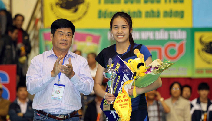 Chủ công trẻ số 1 Đinh Thị Thuý VĐV xuất sắc toàn diện của mùa giải 2016 dinh thi thuy, chu cong dinh thi thuy