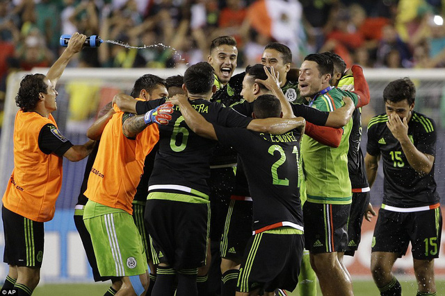 Đội tuyển Mexico đã có chức vô địch lần thứ 10 tại Concacaf Gold Cup mexico vo dich gold cup 2015
