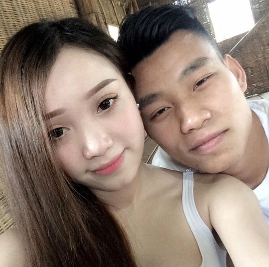 Văn Thanh tặng quà Valentine độc cho bạn gái hotgirl Văn Thanh tặng quà Valentine độc cho bạn gái hotgirl