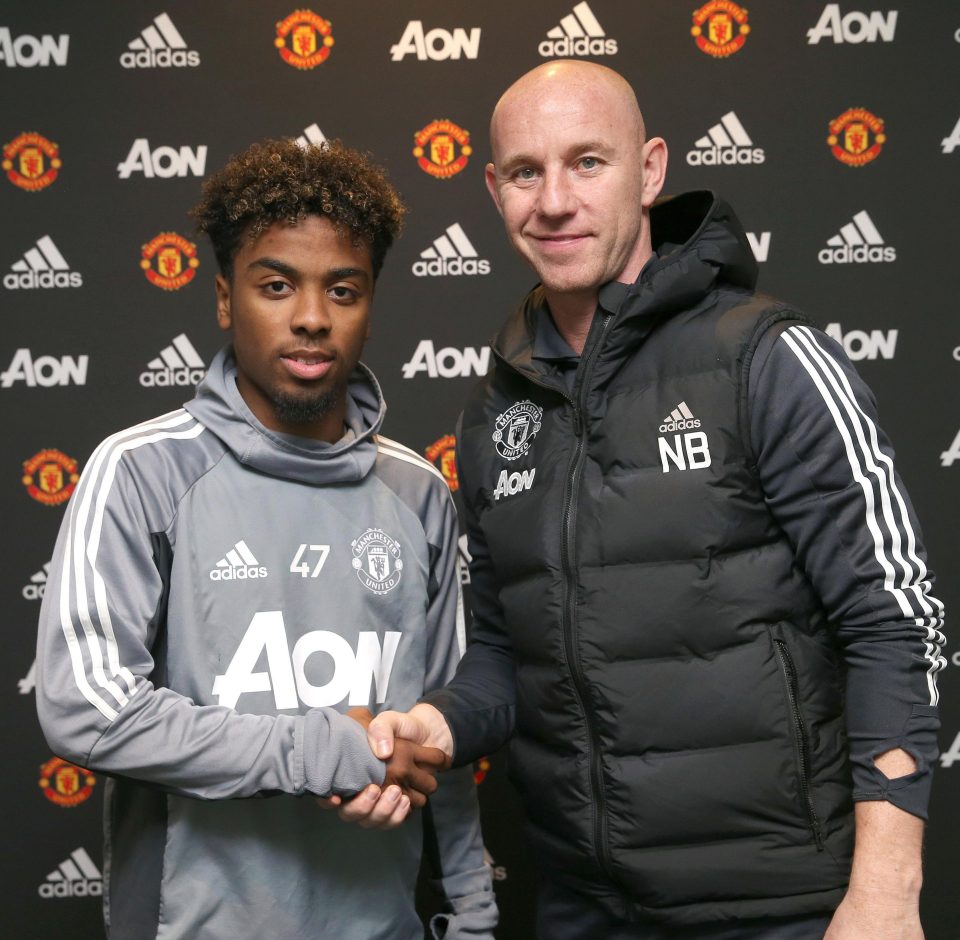 Man Utd đã phải chi nhiều tiền để giữ chân Angel Gomes Chuyển nhượng 2018, chuyen nhuong mu,chuyen nhuong man utd, chuyen nhuong 2017, chuyen nhuong mua he