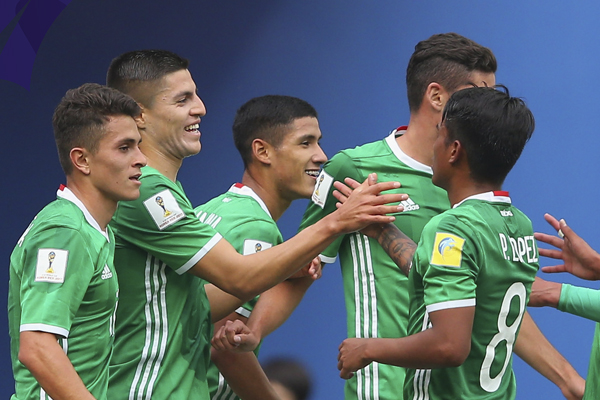 U20 Mexico suýt chia điểm với U20 Vanuatu U20 Mexico suýt chia điểm với U20 Vanuatu